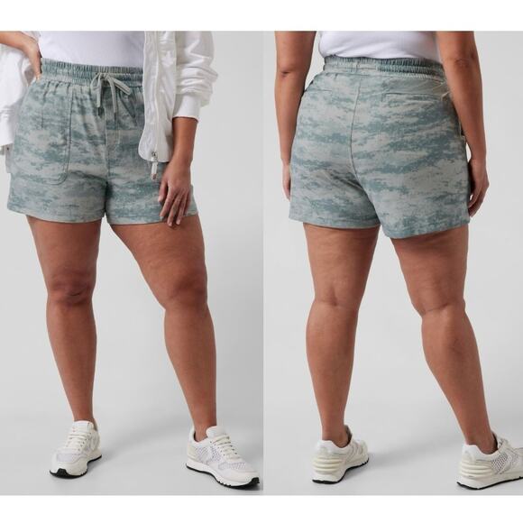 Athleta Farallon Short in Fog Camo Coast Grey 4in NEW - Size 1X - Picture 1 of 8